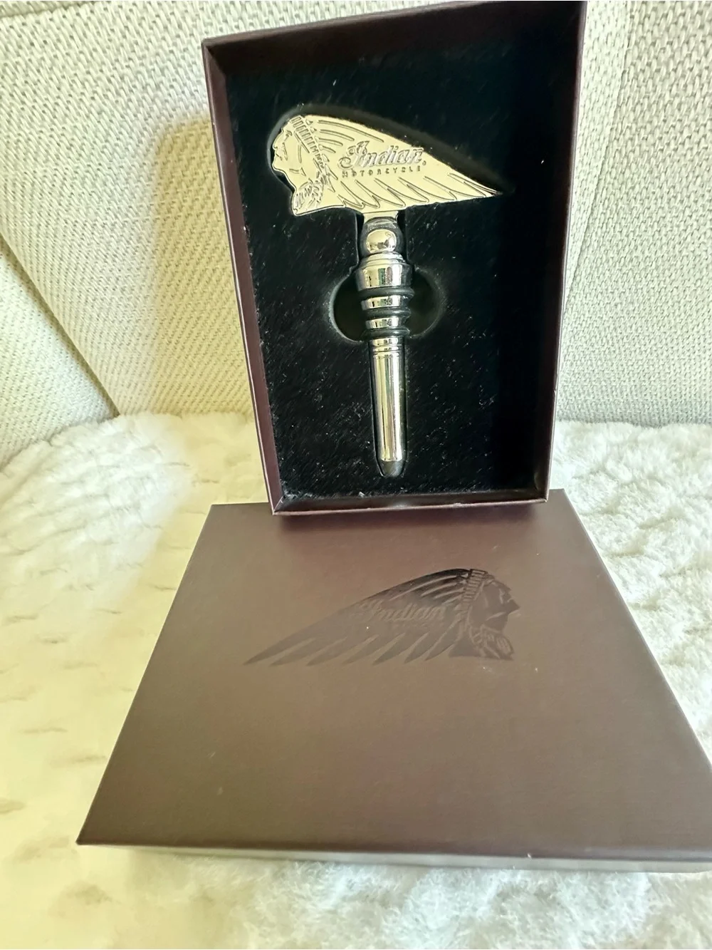 NIB, Indian Motorcycle Chrome Bottle Stopper - Silver